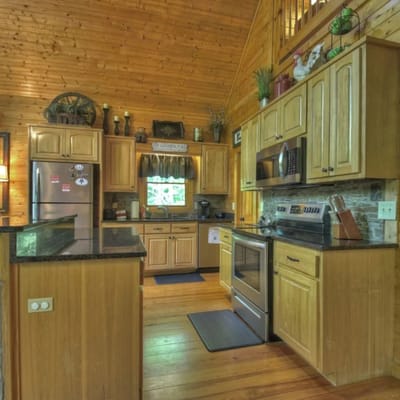 Escape to Tranquility: Sleepy Hollow Cabin Retreat