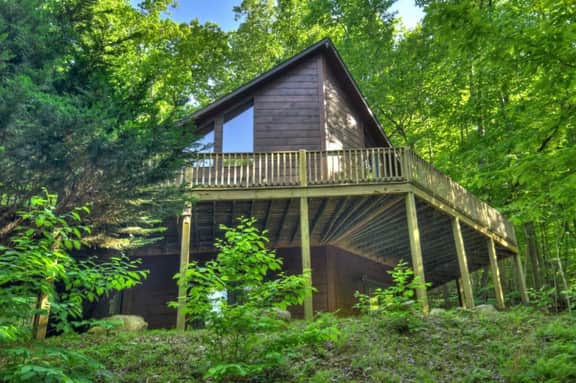 Escape to Tranquility: Sleepy Hollow Cabin Retreat